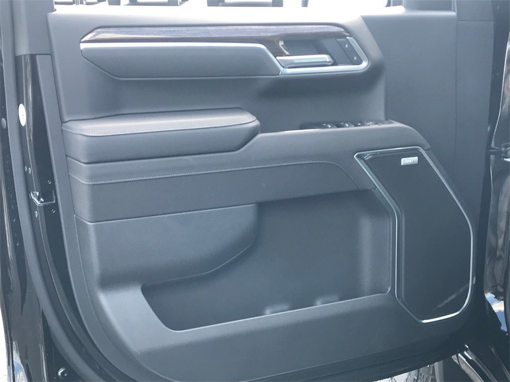 2026 GMC SIERRA - Image 13