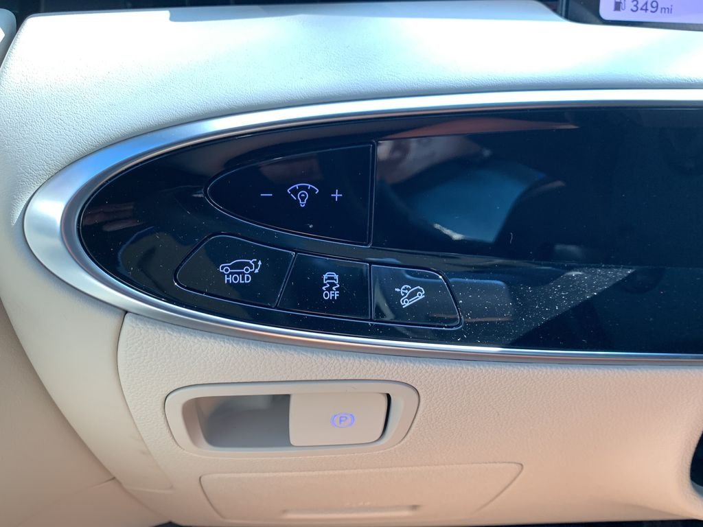 2026 GENESIS GV70 Standard - Photo 36