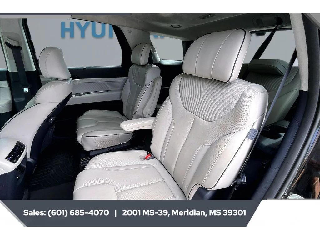 Used 2024 Abyss Black Pearl Hyundai Calligraphy image 19
