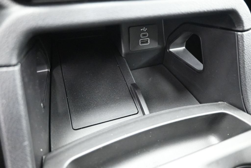 New 2026 Avalanche Ford XLT image 16