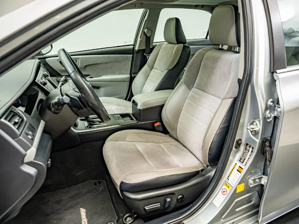 Used 2016 Celestial Silver Metallic Toyota XSE image 23