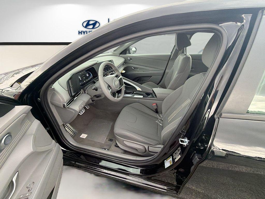 New 2026 Abyss Black Hyundai SEL Sport image 14