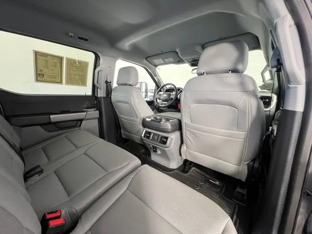 Used 2023 Gray Ford XLT image 35