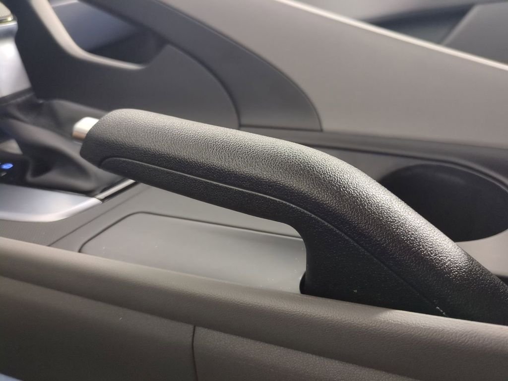 2025 Hyundai Elantra SE - Photo 26