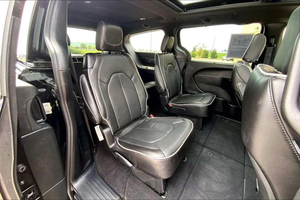 2026 Chrysler Pacifica Limited - Photo 26
