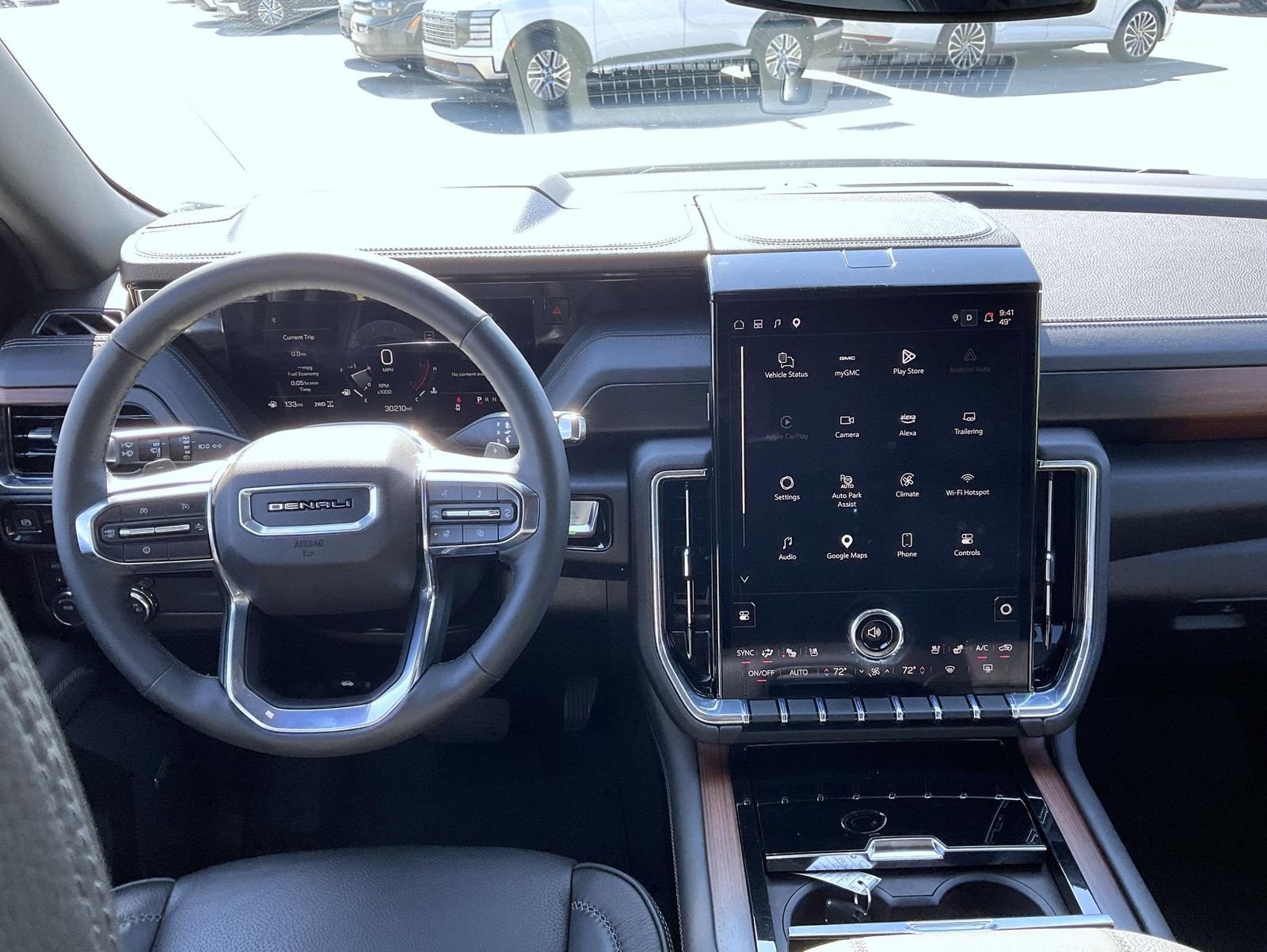 Used 2025 White GMC Denali image 12
