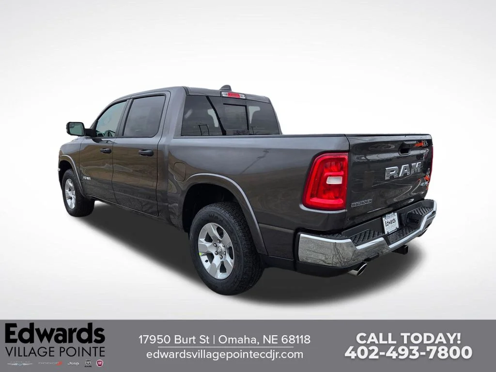 New 2026 Granite Crystal Metallic Clearcoat RAM Big Horn/Lone Star image 5