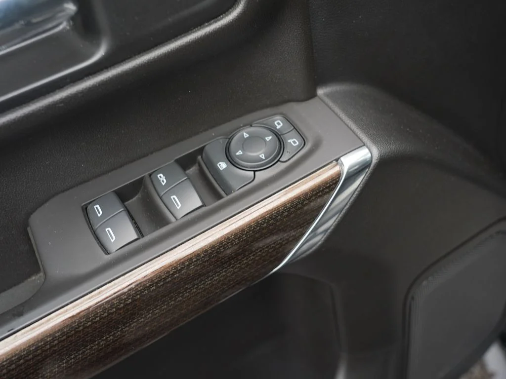 Used 2021 Black Chevrolet LT Trail Boss image 17