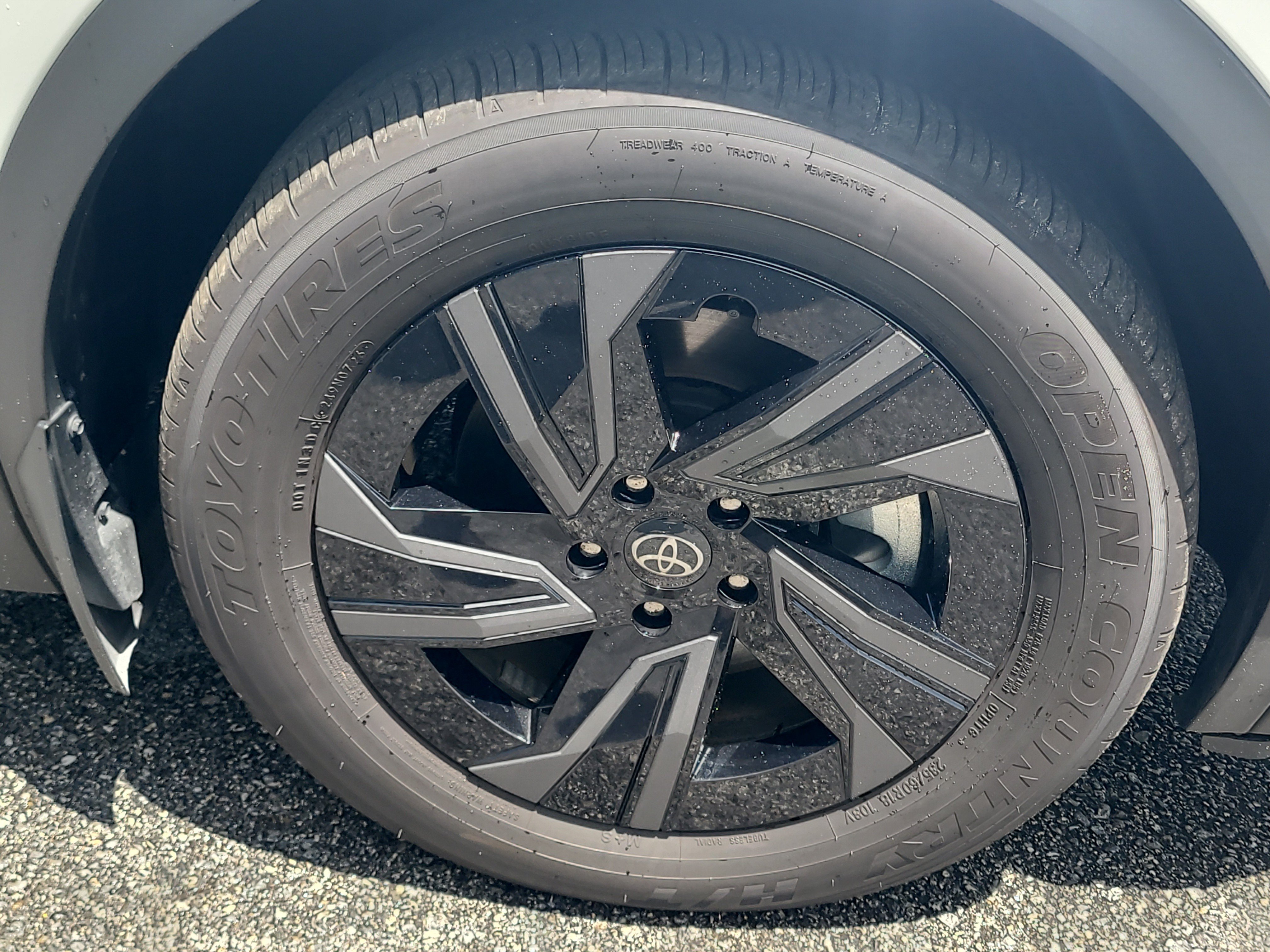 Used 2026 Wind Chill Pearl Toyota SE image 9