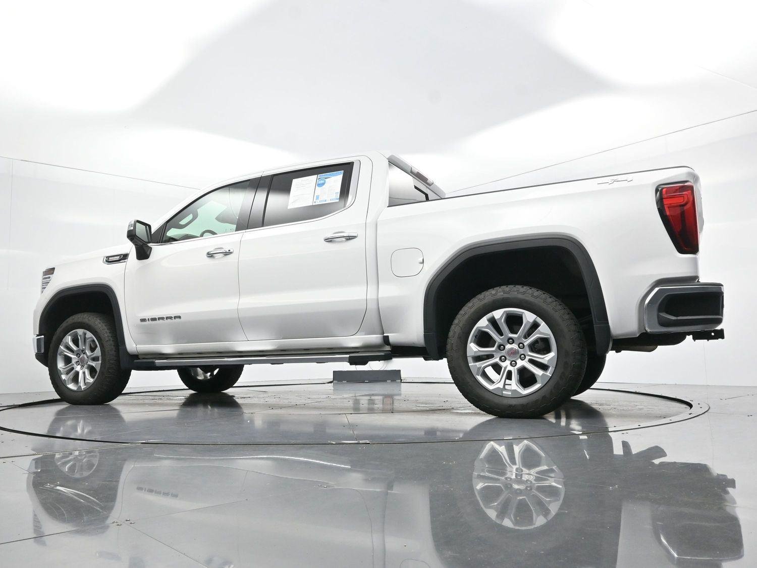 Used 2023 Summit White GMC SLT image 51
