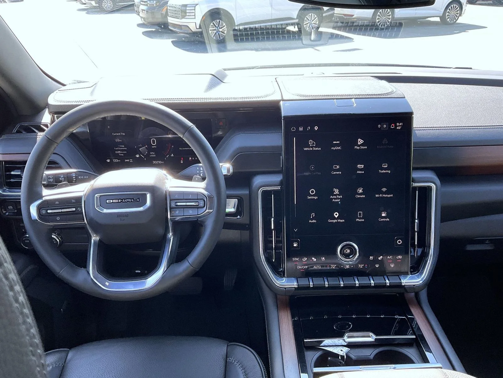 Used 2025 White GMC Denali image 12