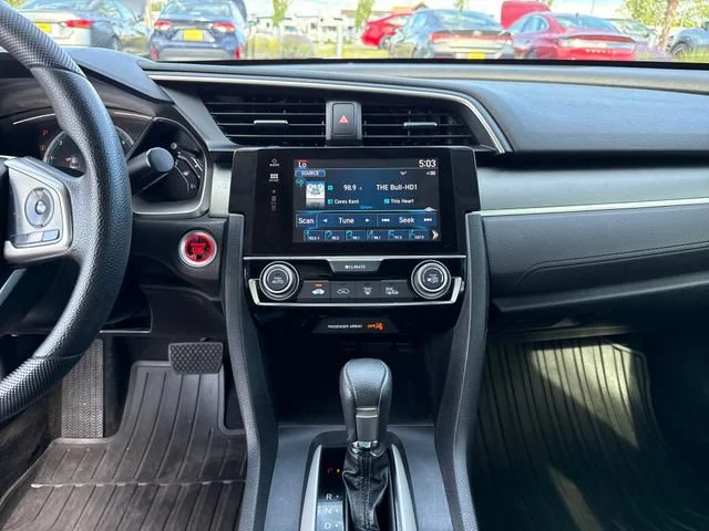 Used 2017  Honda EX image 22