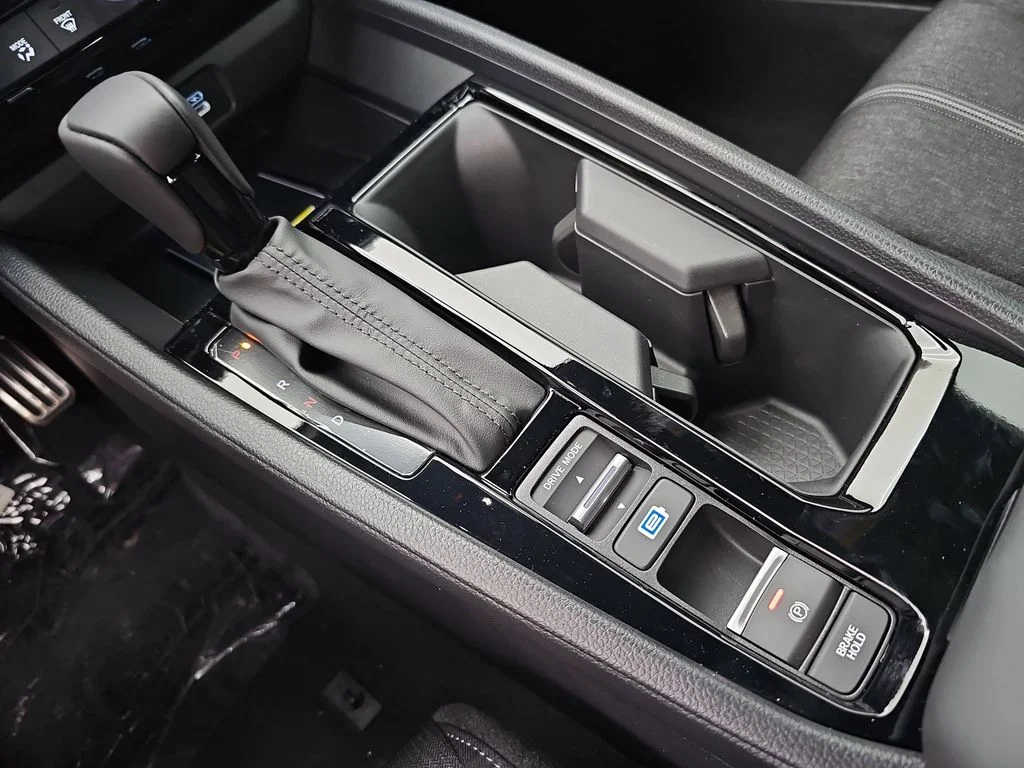 2025 Honda Accord Hybrid Sport - Photo 29