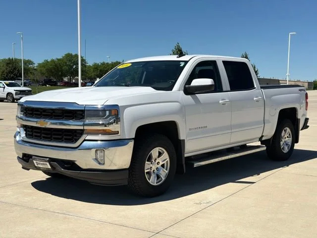 Used 2016 SUMMIT WHITE Chevrolet LT image 45