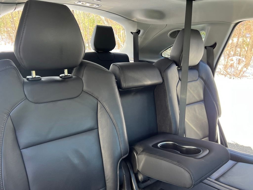 Used 2016 Black Acura 3.5L image 1