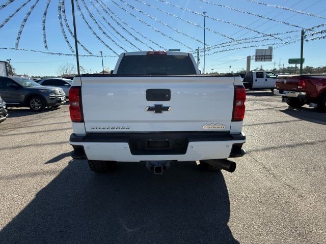 Used 2016 Summit White Chevrolet High Country image 4