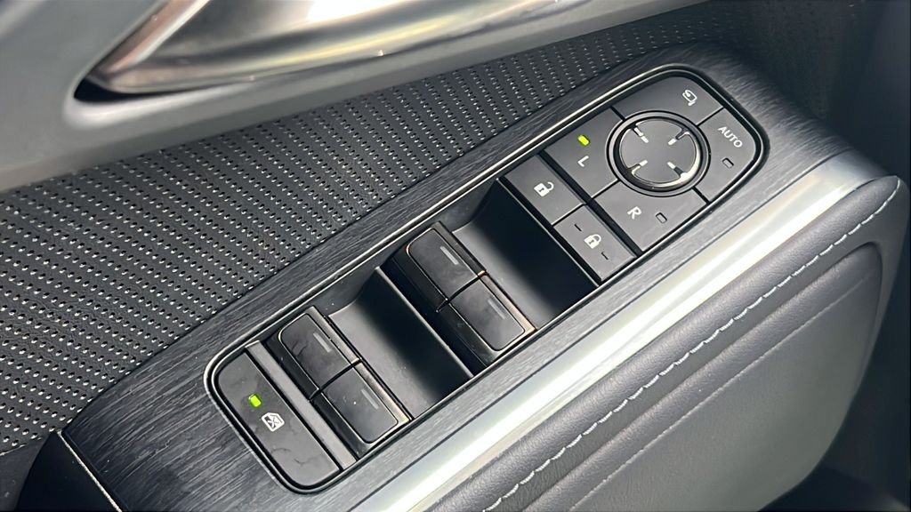 Used 2024 Black Lexus 550 Premium+ image 21