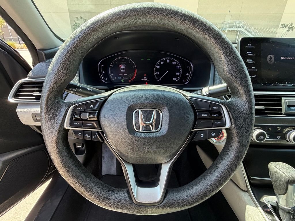Used 2018 Gray Honda LX image 12