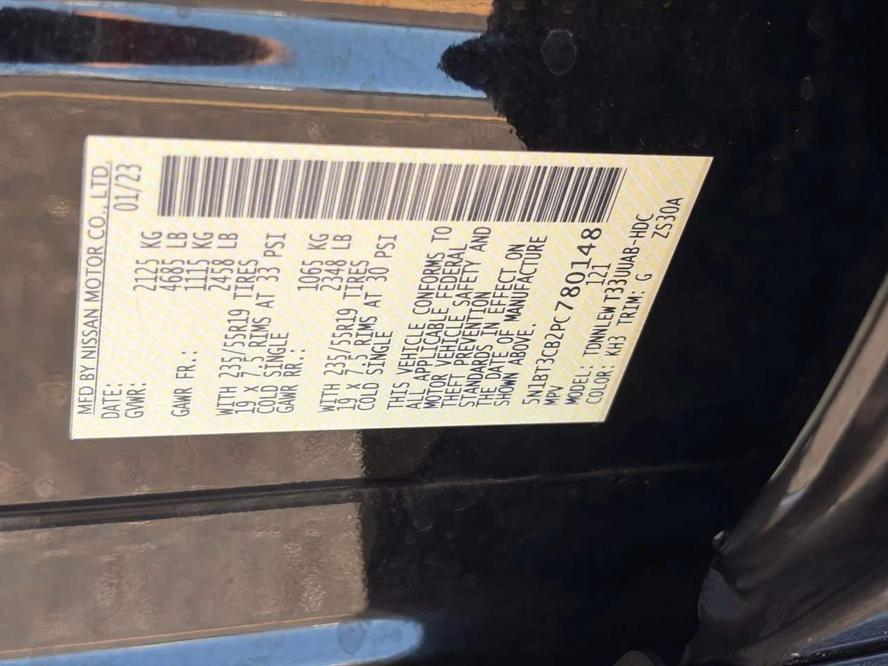 Used 2023 Super Black Nissan SL image 30