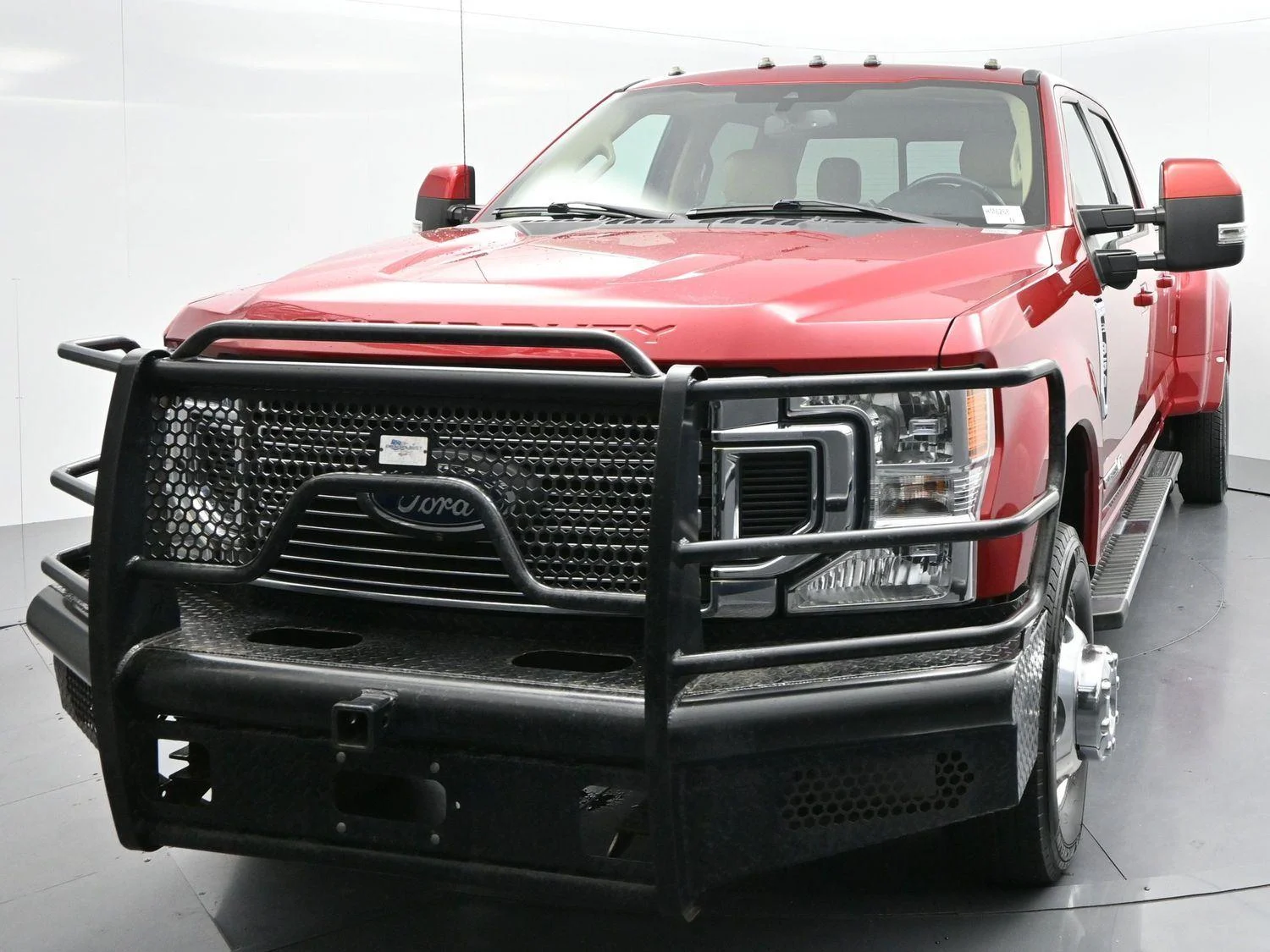 Used 2021 Rapid Red Metallic Tinted Clearcoat Ford LARIAT image 3