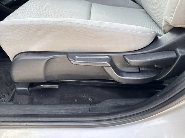 Used 2021 Lunar Silver Metallic Honda LX image 20