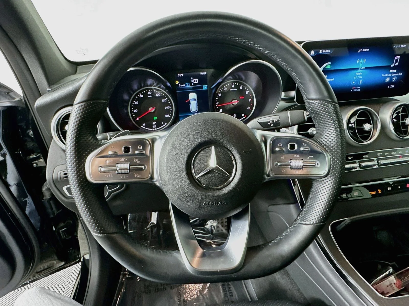 Used 2022 Black Mercedes-Benz GLC 300 image 11