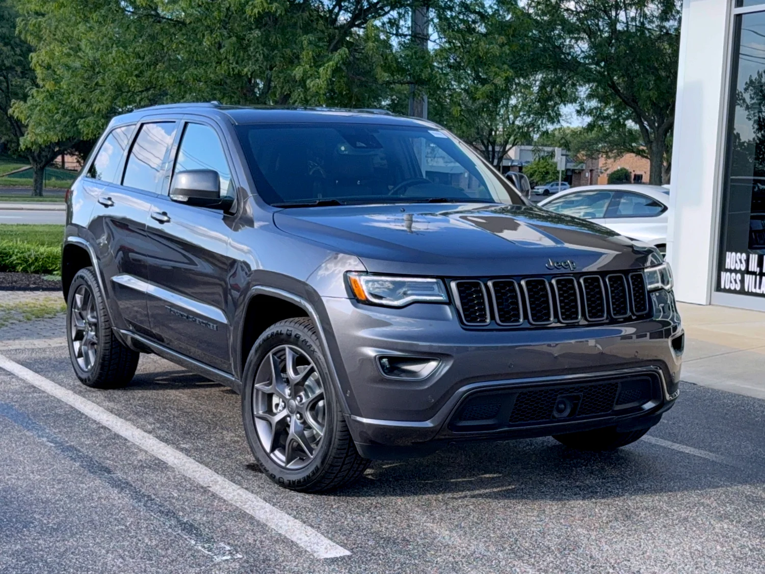 Used 2021 Granite Crystal Metallic Clear Coat Jeep 80th Anniversary Edition image 1