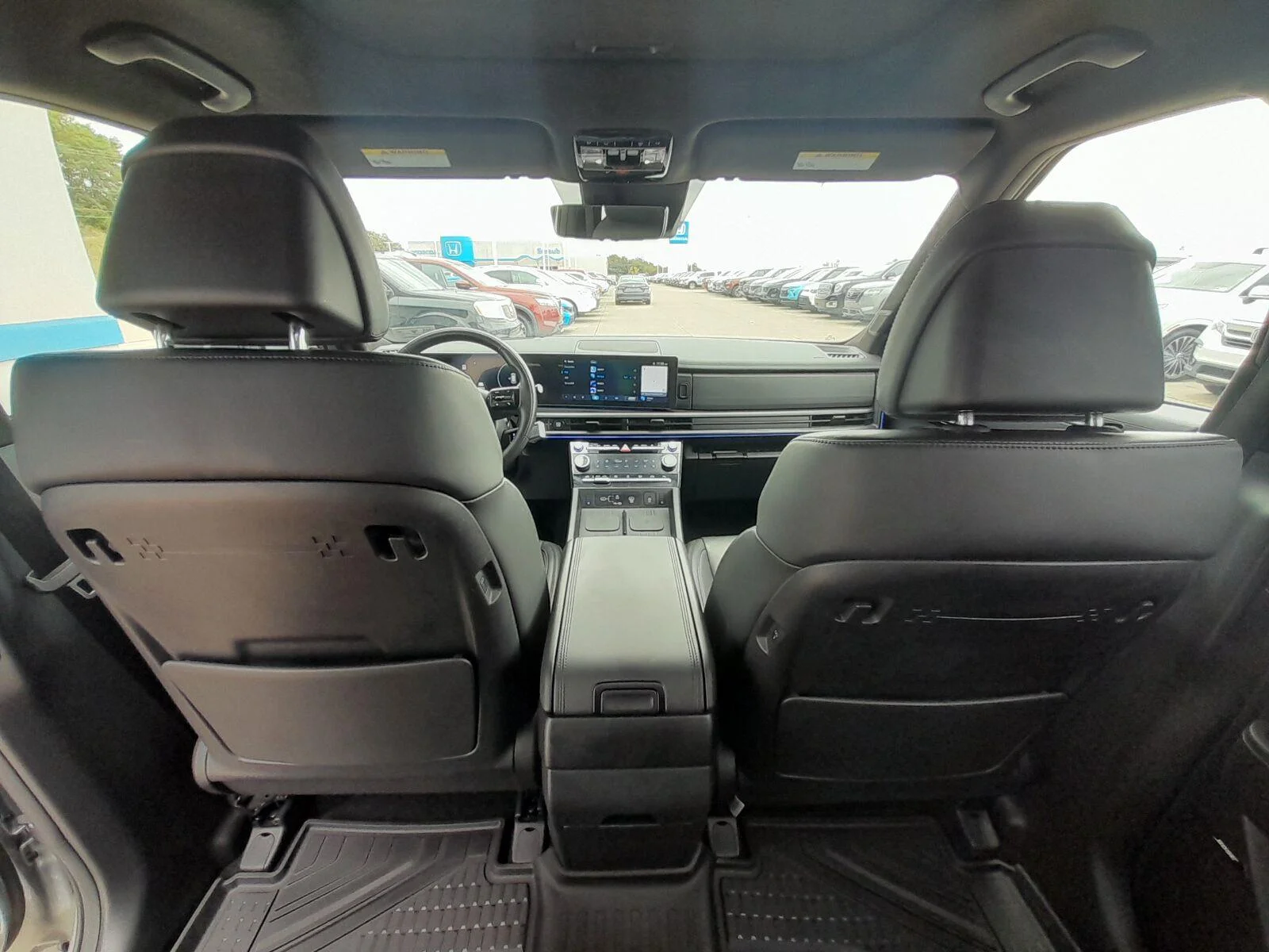 Used 2024 Shimmering Silver Hyundai Calligraphy image 43