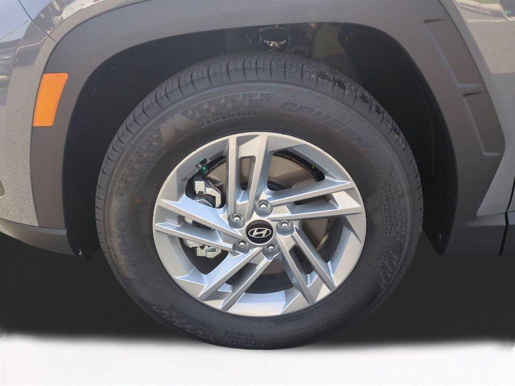 New 2026 Gray Hyundai SE FWD image 11