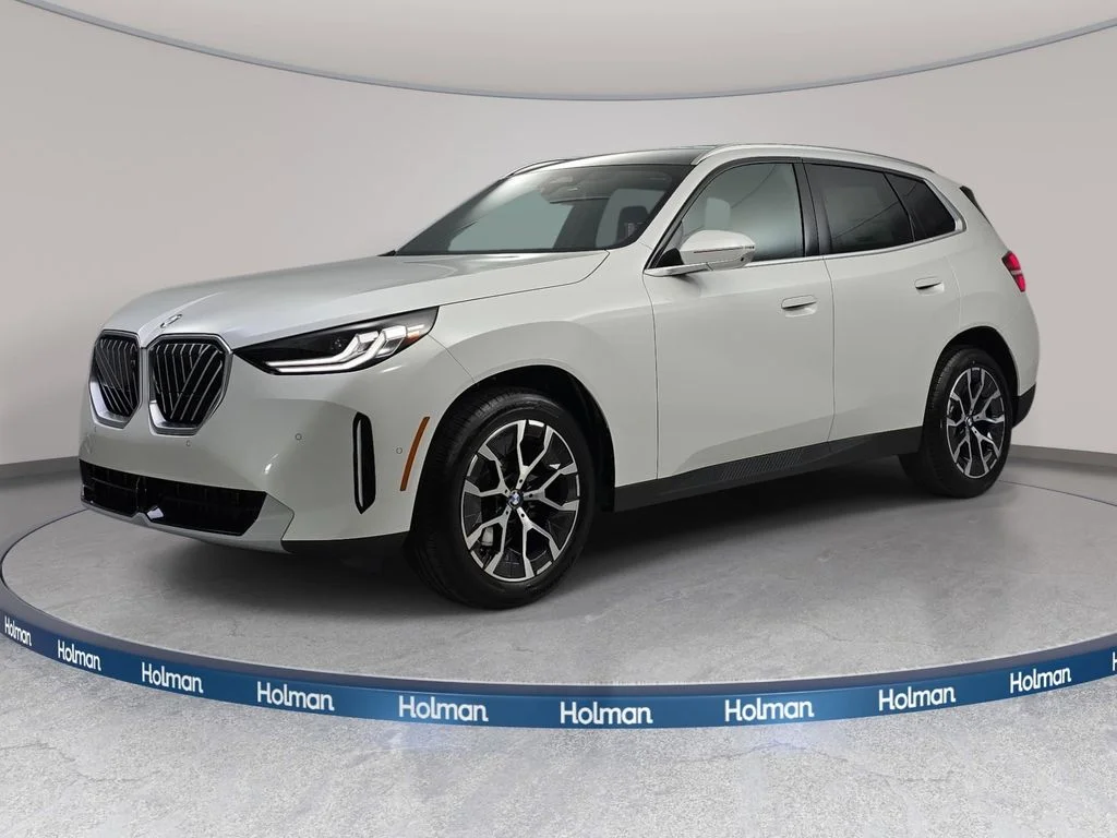 2026 BMW X3 30 XDRIVE's photo