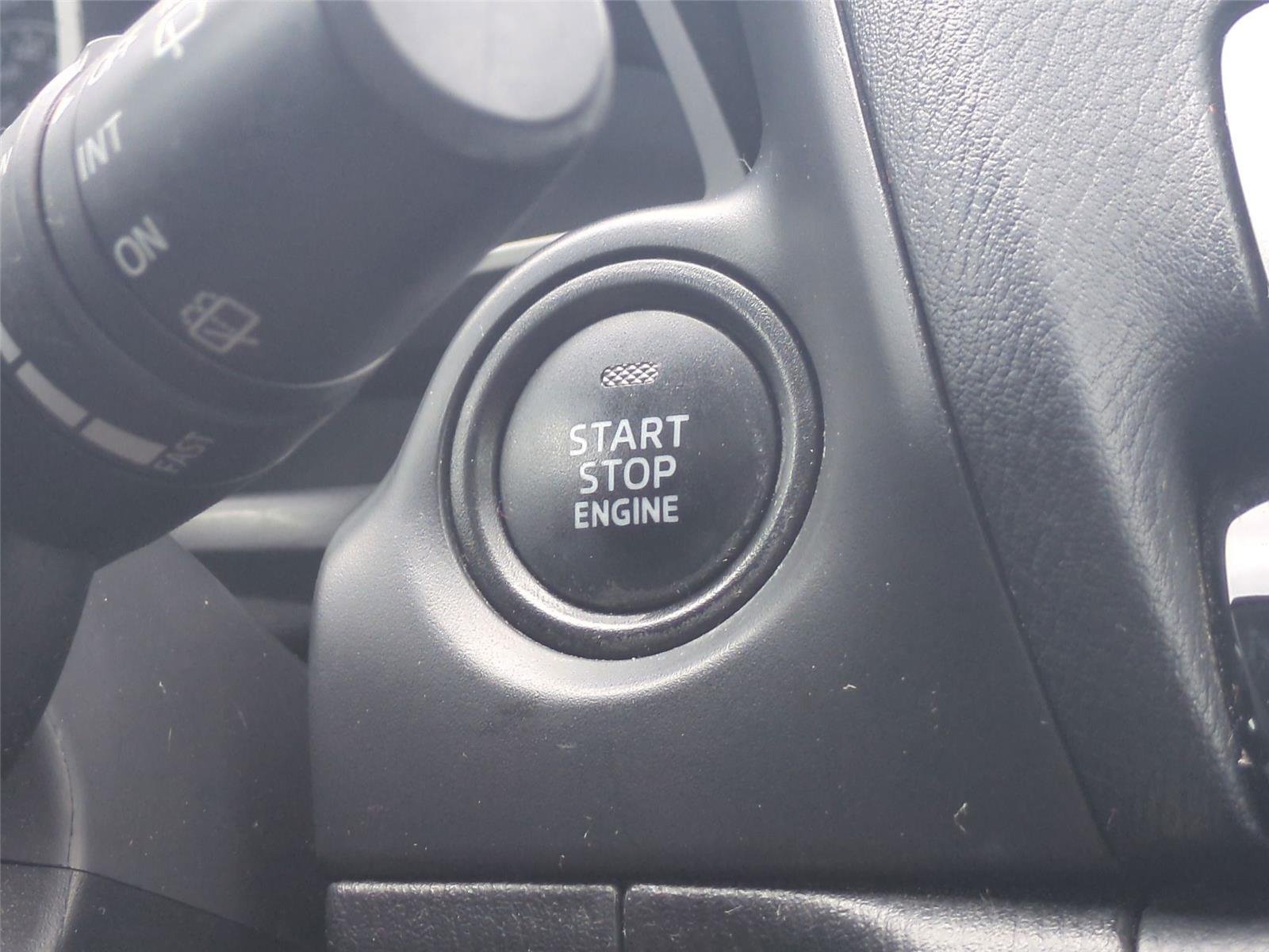 Used 2016 Meteor Gray Mica Mazda i Sport image 40