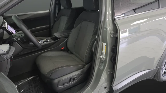 New 2026 Sting-Gray Clearcoat Jeep Laredo image 9