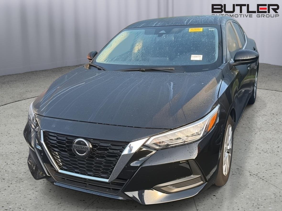 Used 2023 Super Black Nissan S image 3