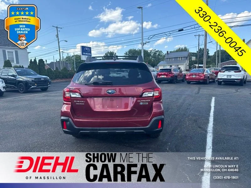 Used 2018 Red Subaru 2.5i Premium image 3