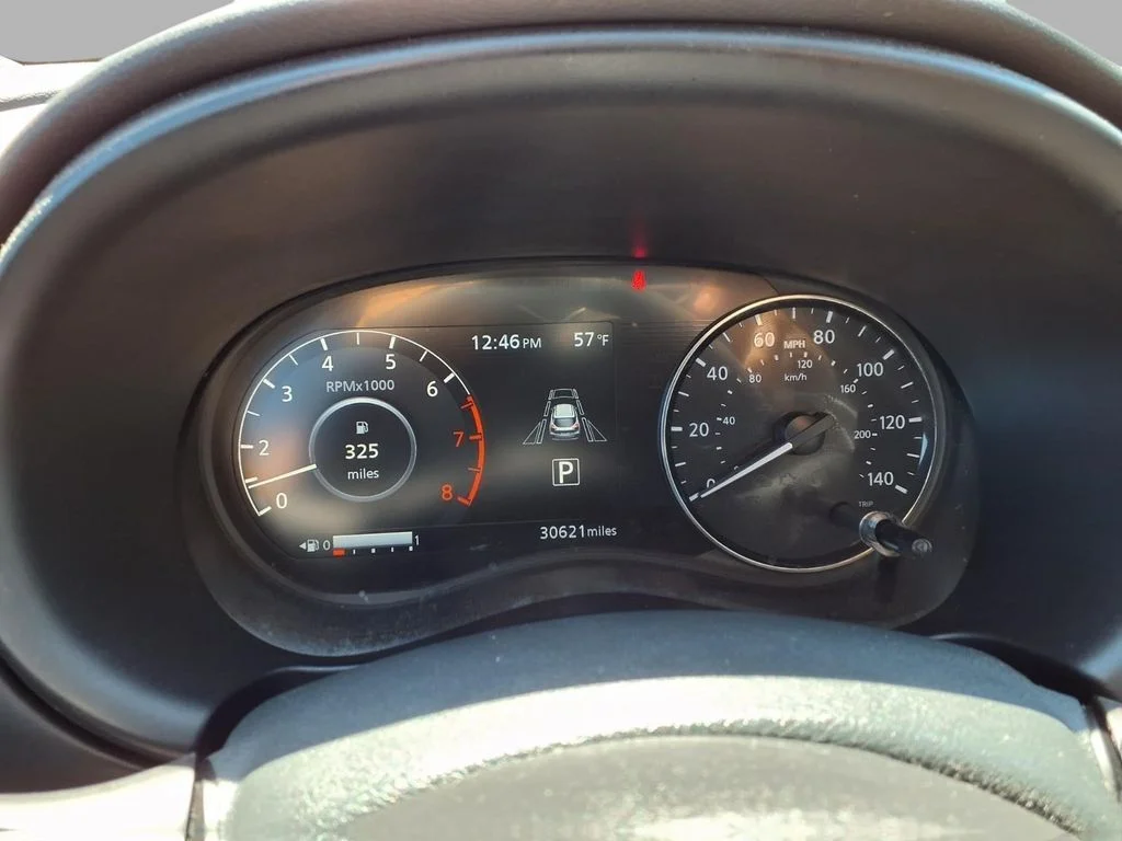 Used 2023 Black Nissan SR image 16