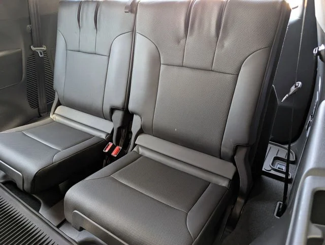 2024 Lexus LX F-Sport - Photo 11