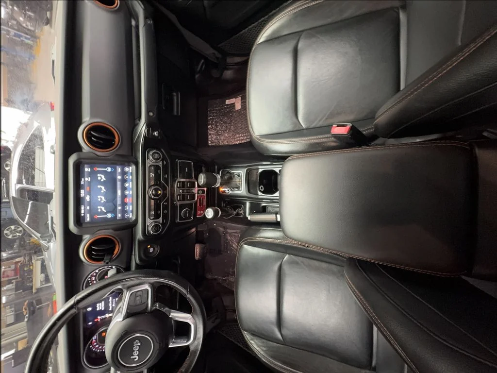 Used 2021 Gray Jeep Mojave image 38