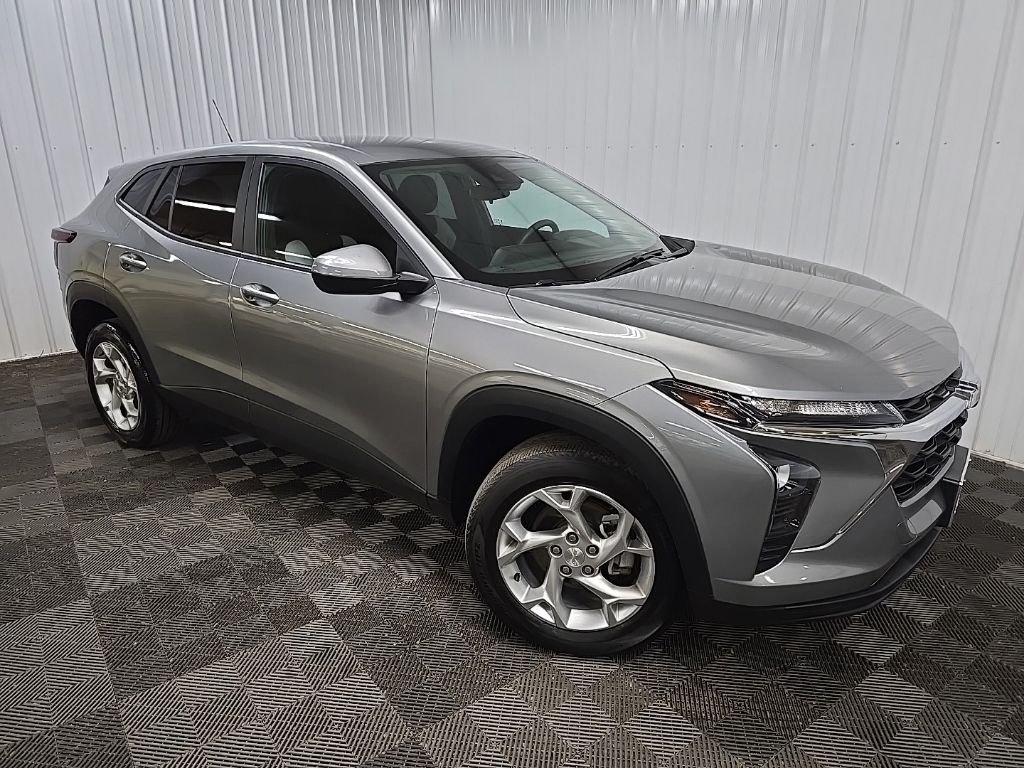 Used 2024 Gray Chevrolet LS image 7
