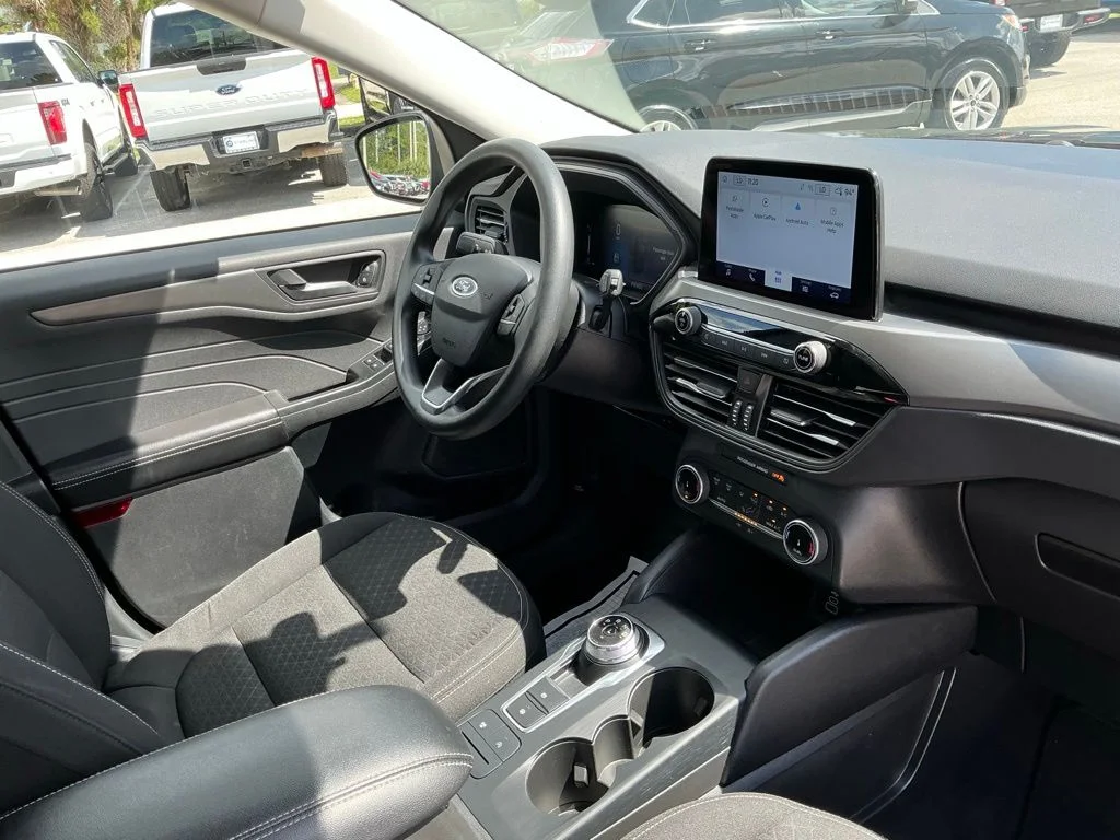 Used 2025 Gray Ford Active image 15