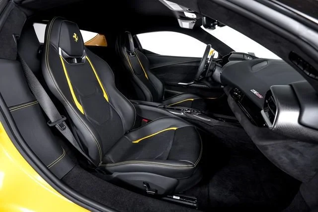 Used 2024 Giallo Triplo Strato Ferrari  image 47