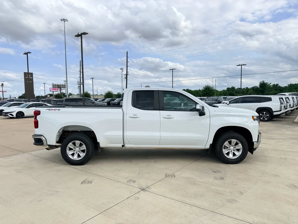 Used 2021 Summit White Chevrolet LT image 5