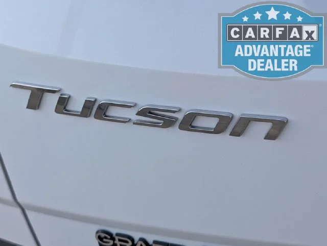Used 2024 White Hyundai SEL image 47