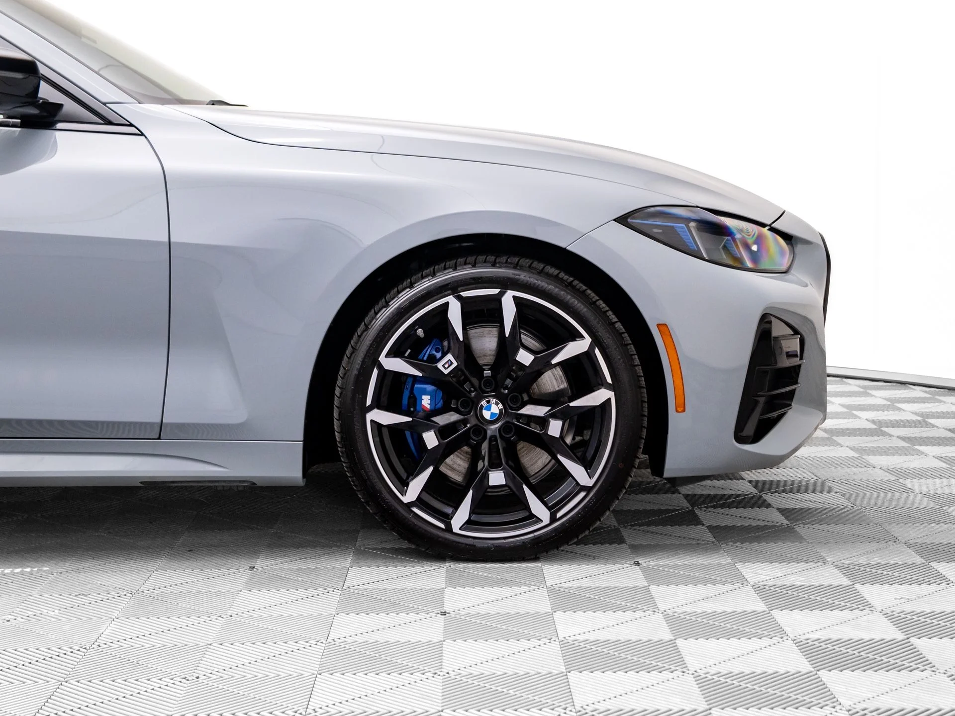 2026 BMW 4 Series 430i - Photo 36