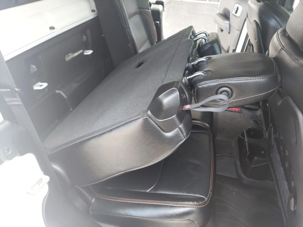 Used 2023 White Jeep Mojave image 42