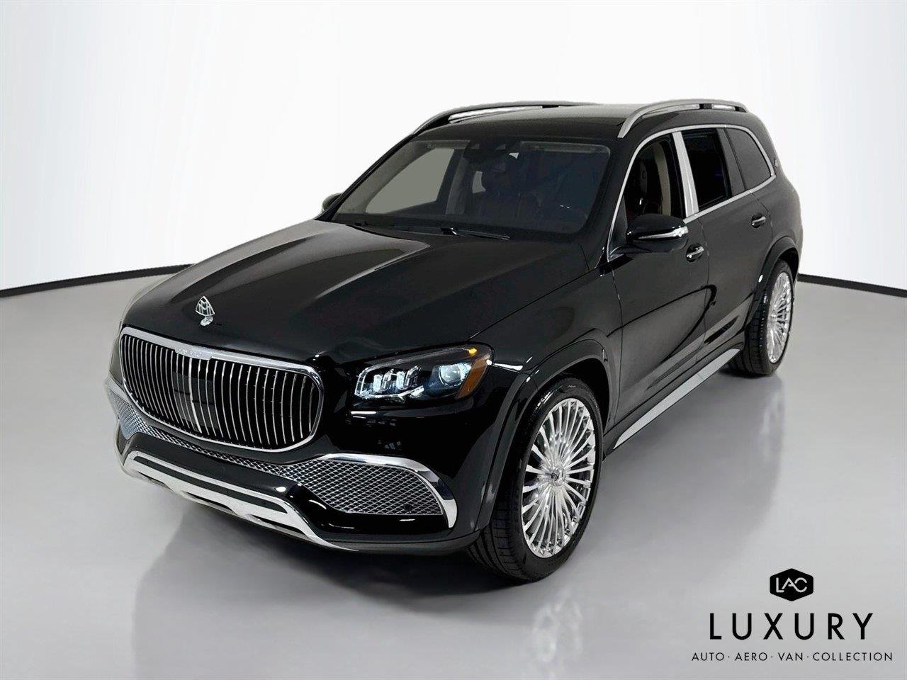 Used 2021 Obsidian Black Metallic Mercedes-Benz Maybach GLS 600 | One Owner | Executive Seating image 4