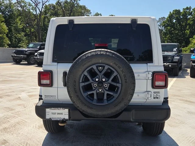 New 2026 Bright White Clear-Coat Exterior Paint Jeep 85th Anniversary Edition image 7