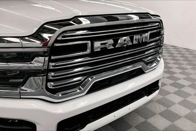 Used 2026 Bright White Clearcoat Ram Laramie image 34