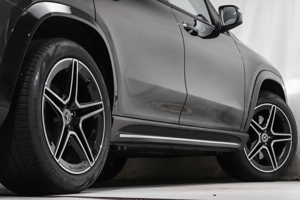 New 2026 Black Mercedes-Benz GLS 450 image 24