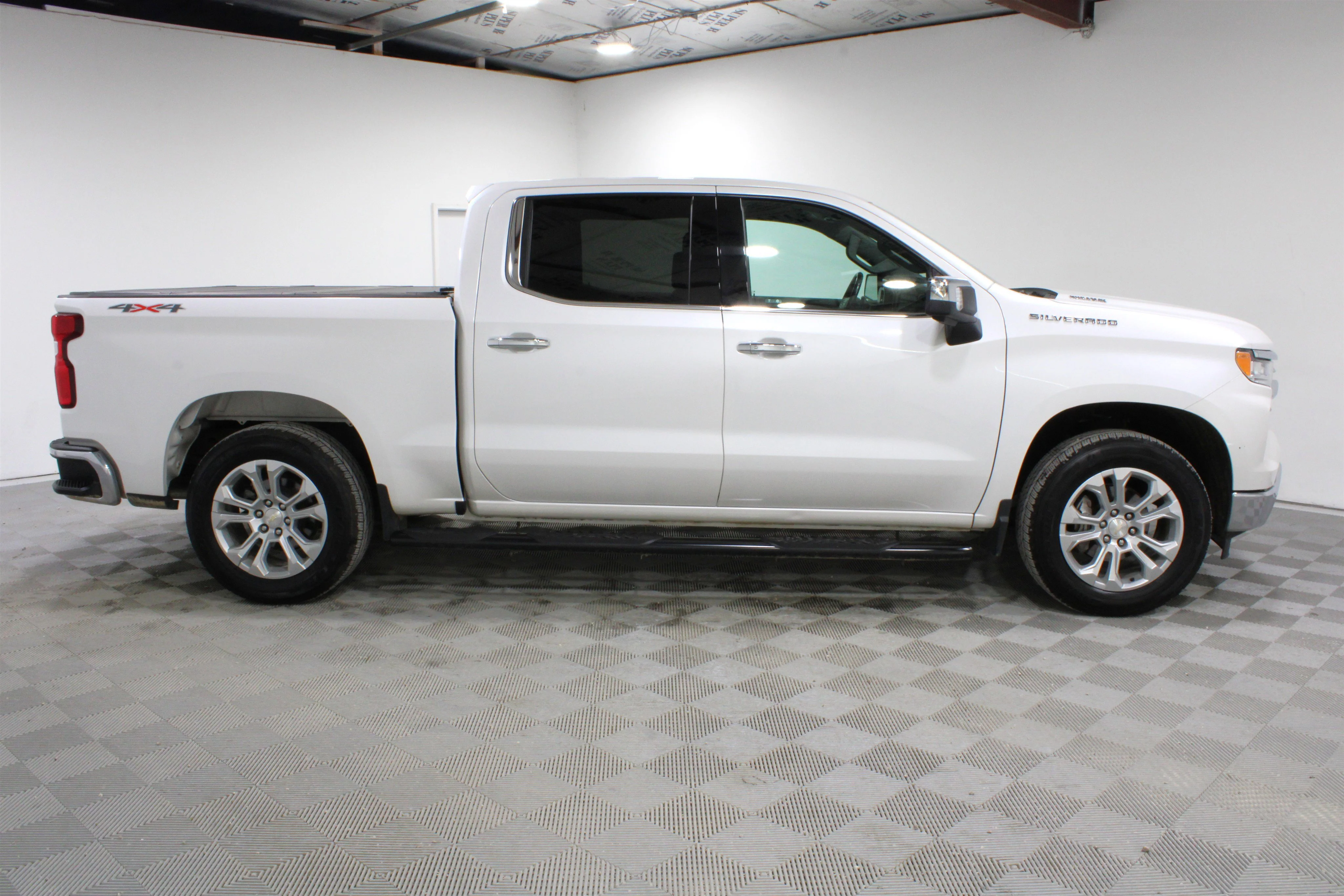 2022 Chevrolet Silverado 1500 LTZ - Photo 26
