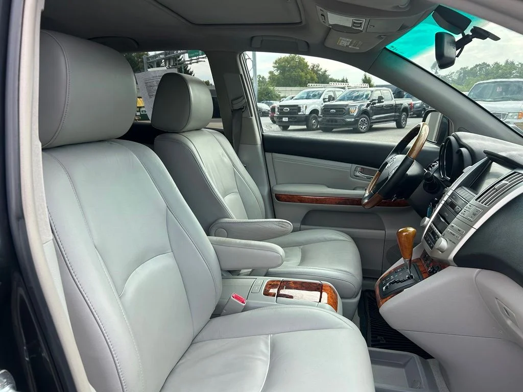 Used 2009 Gray Lexus 350 image 21